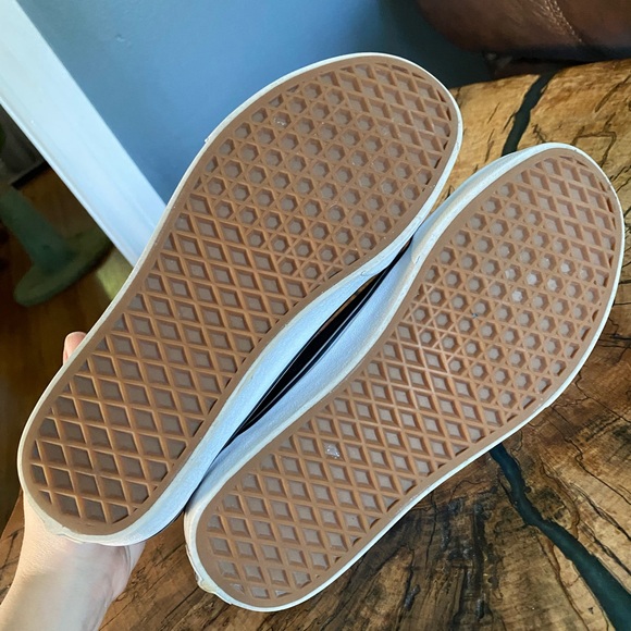 Vans Old Skool Shoe - Picture 4 of 7